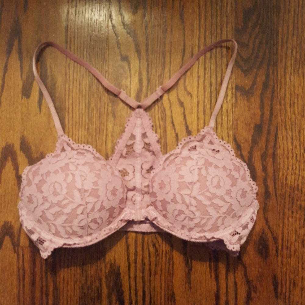 PINK Victoria's Secret push up bra. Size 32C.